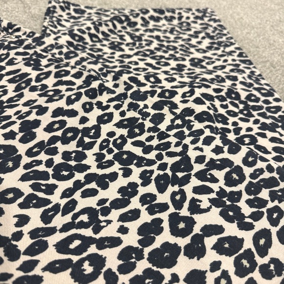 Zara Women’s Wide Leg Animal Print Jeans - Picture 6 of 10